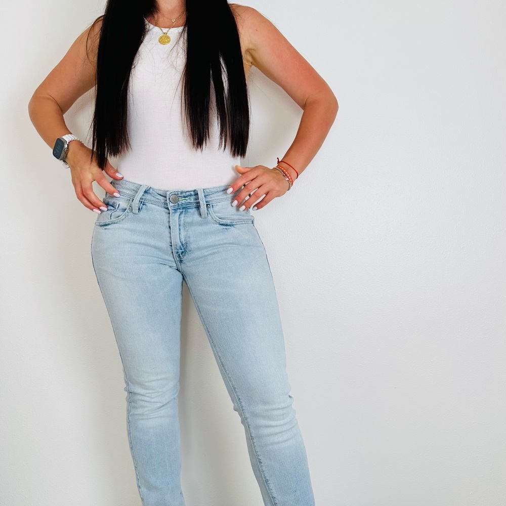 Vintage Levi’s Skinny 503 light wash Jeans - Picture 4 of 10